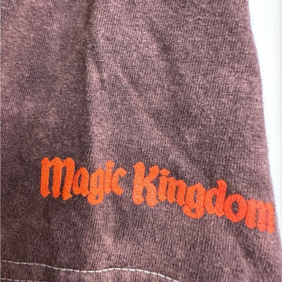 NWT WDW PASSHOLDER Halloween T-shirt unisex - Picture 2 of 4